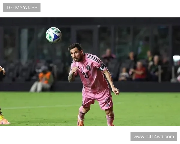 梅西半场梅开二度助迈阿密国际两球领先纳什维尔掌控比赛节奏 梅西半场梅开二度助迈阿密国际两球领先纳什维尔掌控比赛节奏